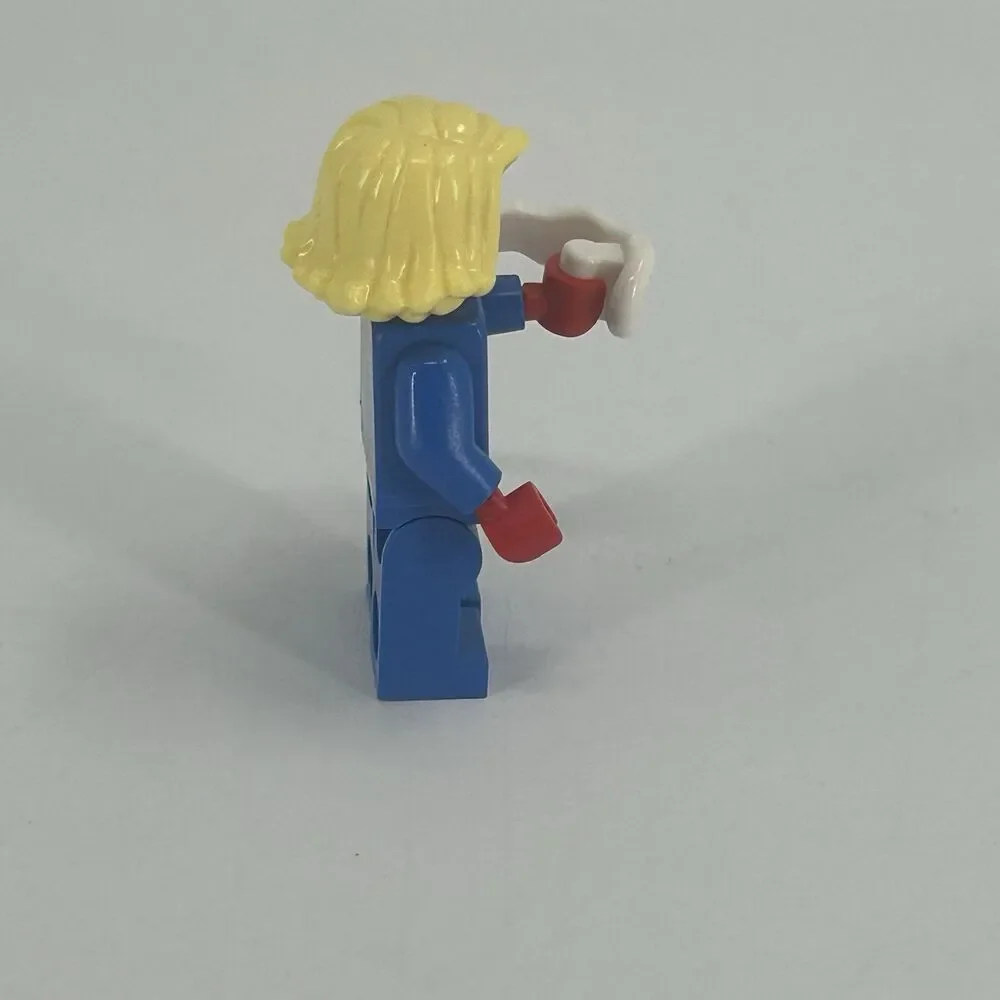 Lego Captain Marvel Minifigure Yellow Hair 76196 Advent Marvel SH639